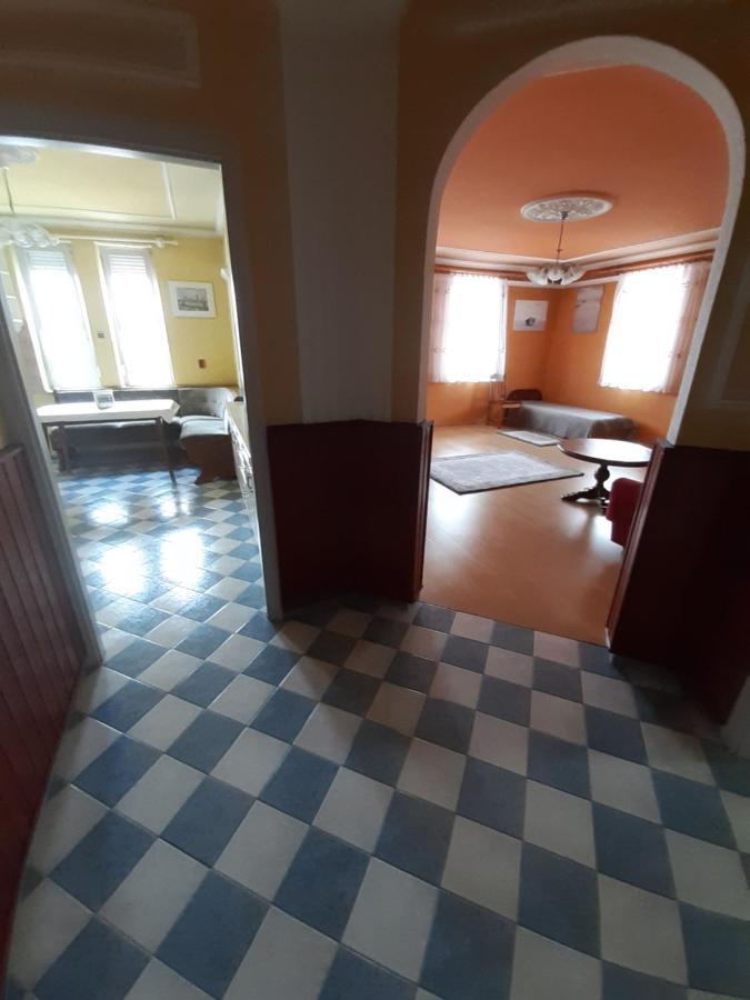 Gabor Pal 1 Apartman 1 Szoba Aparthotel Dunafoldvar Екстериор снимка